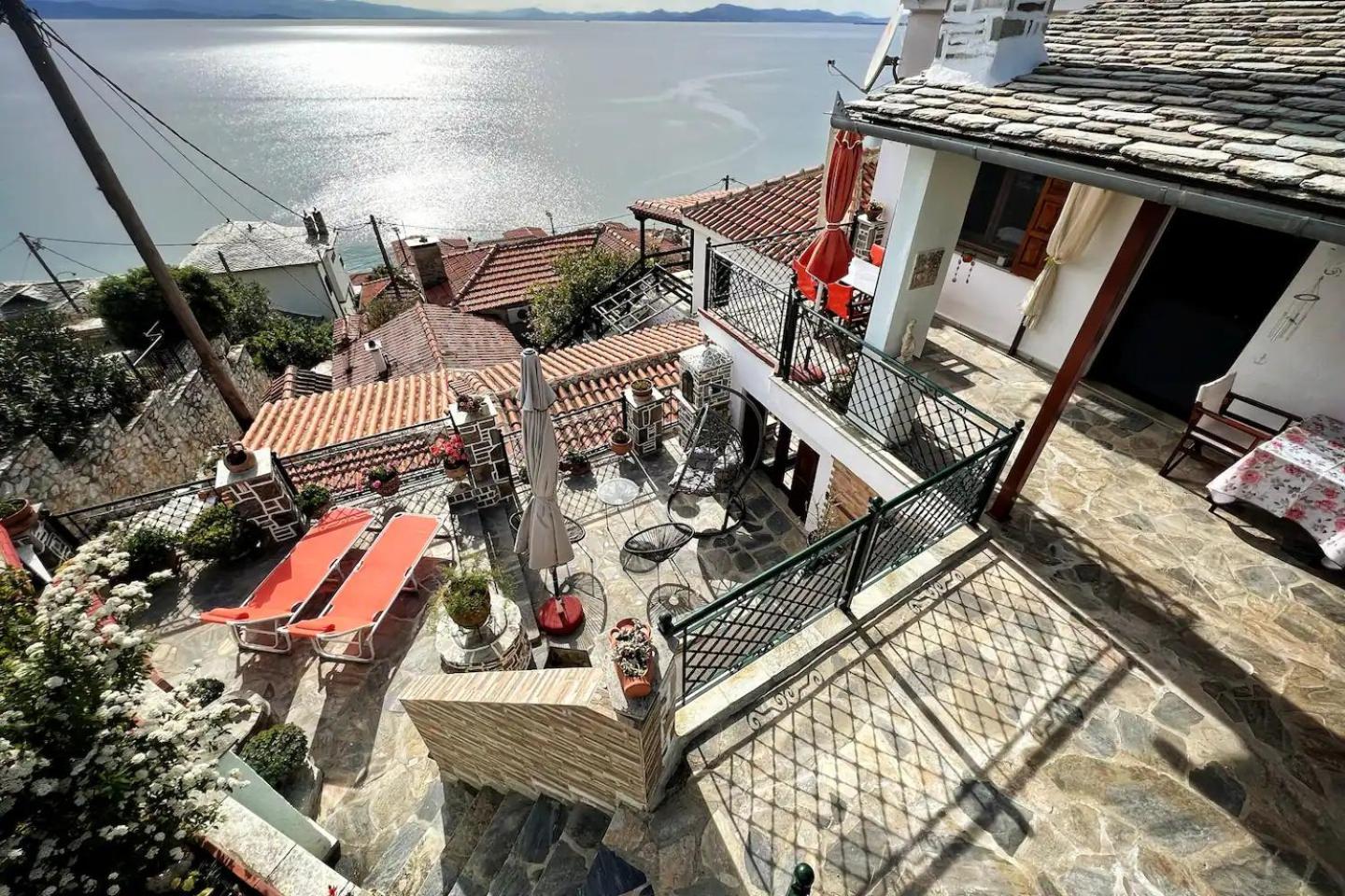 The Pagasetic Balcony - Magestic Sea Cottage Volos Exteriér fotografie